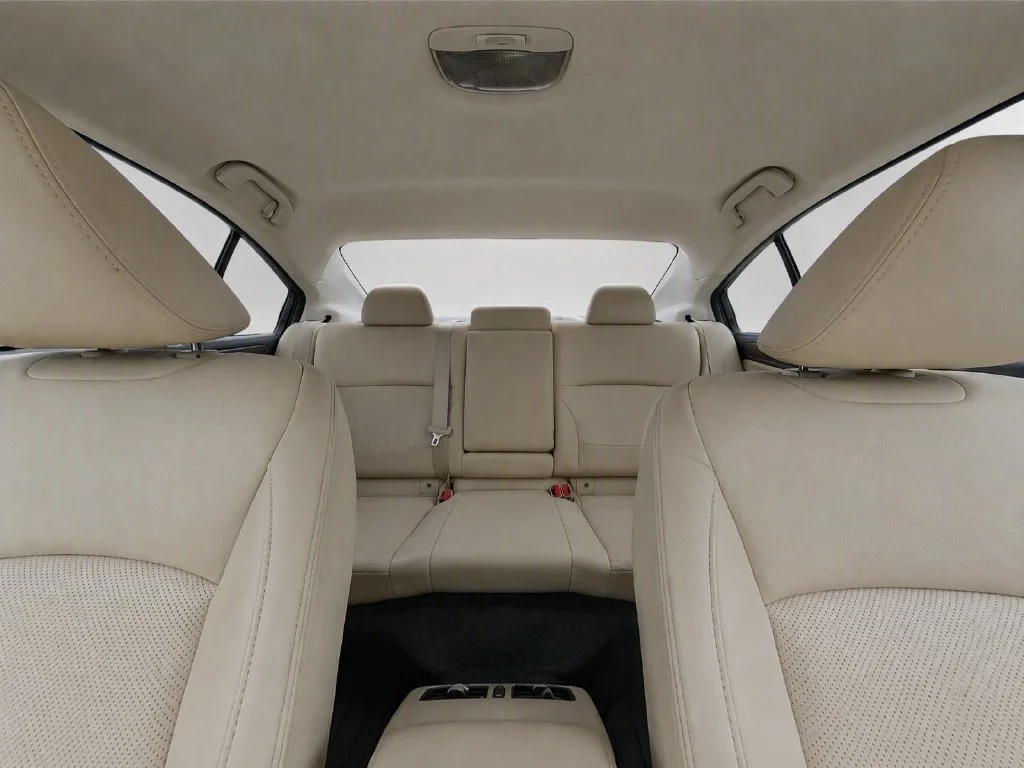 Used 2017 White Subaru 2.5i image 34