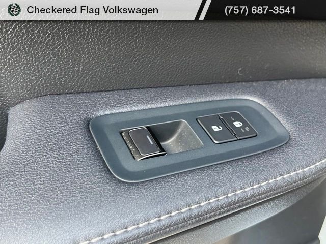 Used 2025 Iridium Lexus 350 Premium image 28