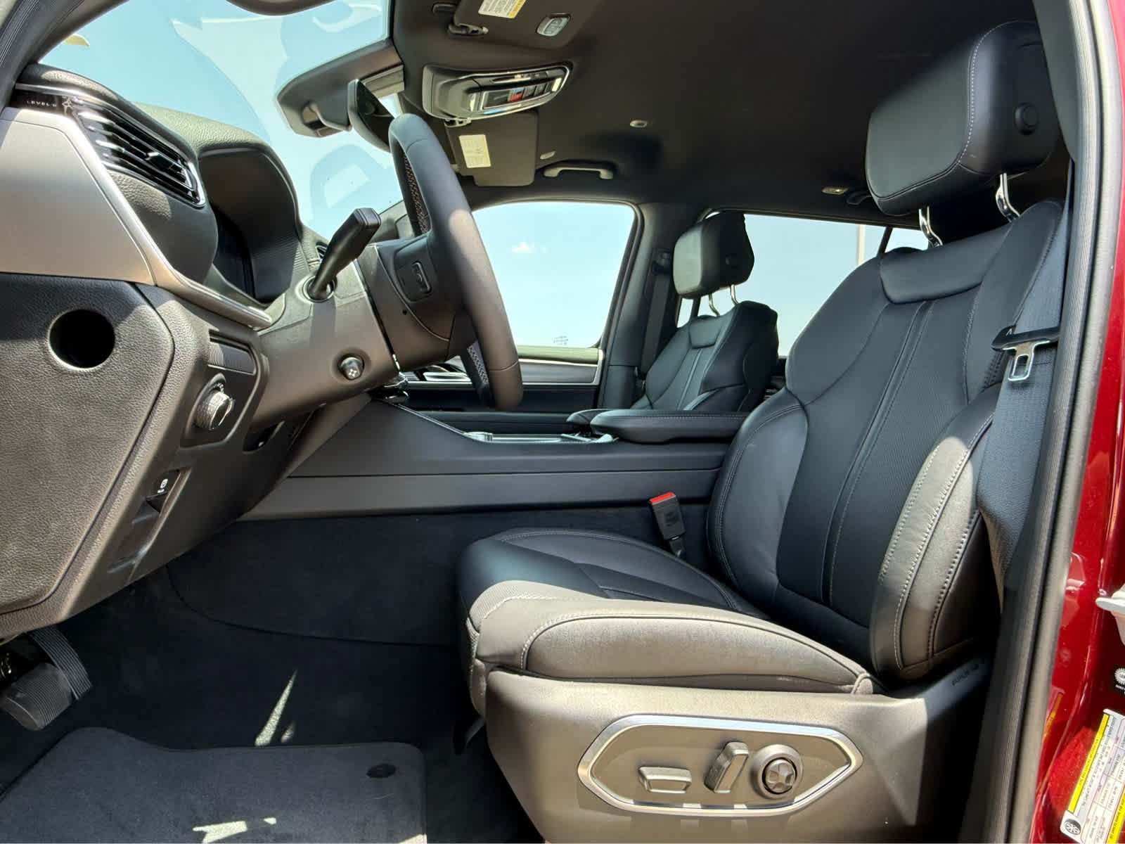 New 2026 Velvet Red Pearlcoat Jeep Limited Altitude image 20