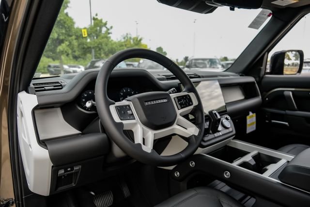 New 2026 Gondwana Stone Land Rover X-Dynamic SE image 3