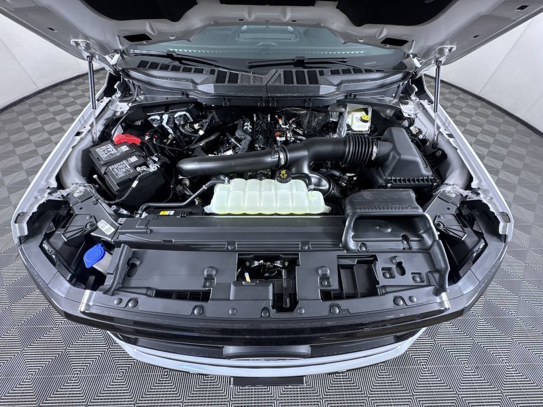 New 2026 Avalanche Ford XLT image 30