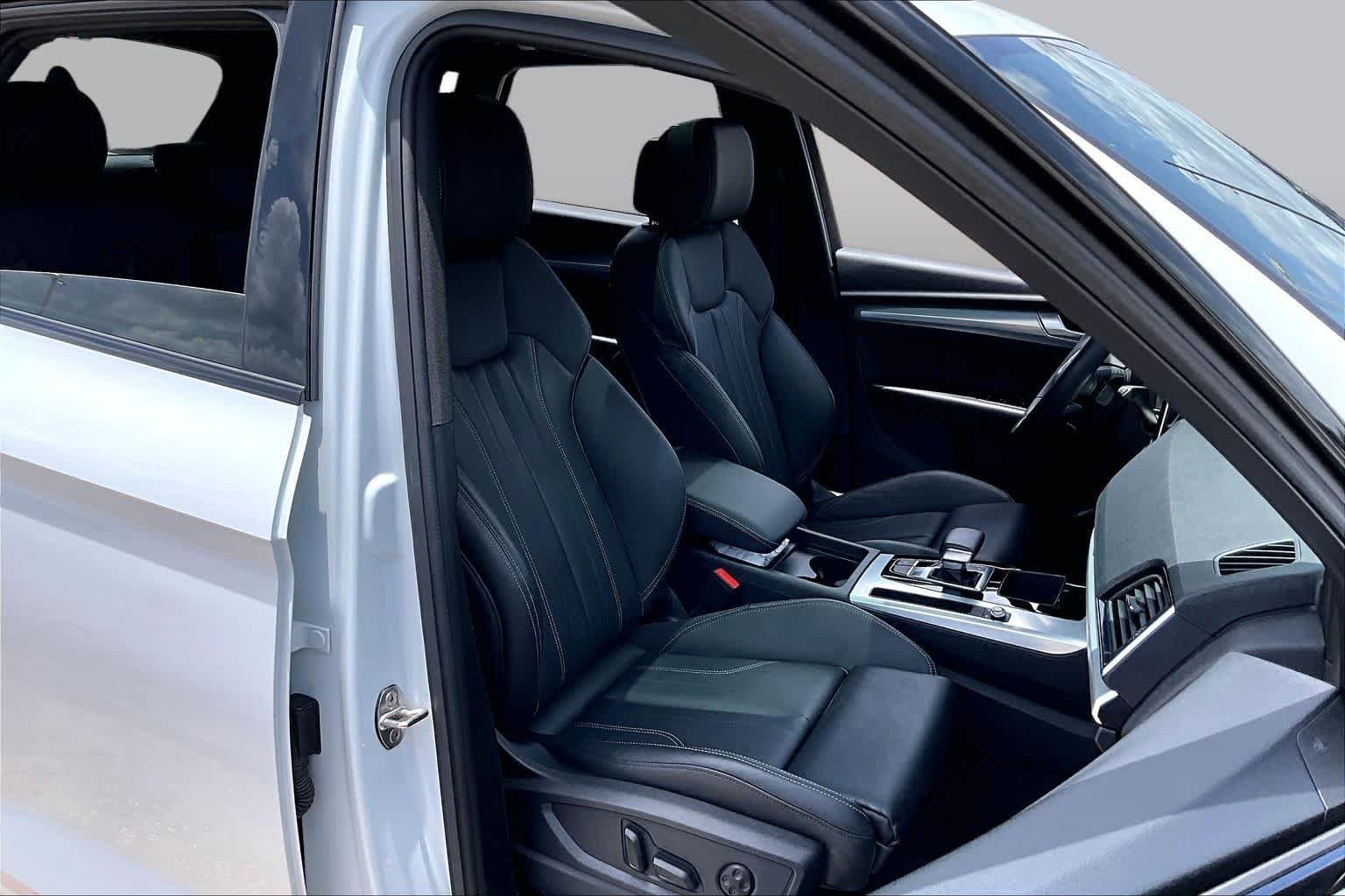 Used 2025 WHITE Audi S line Premium image 9