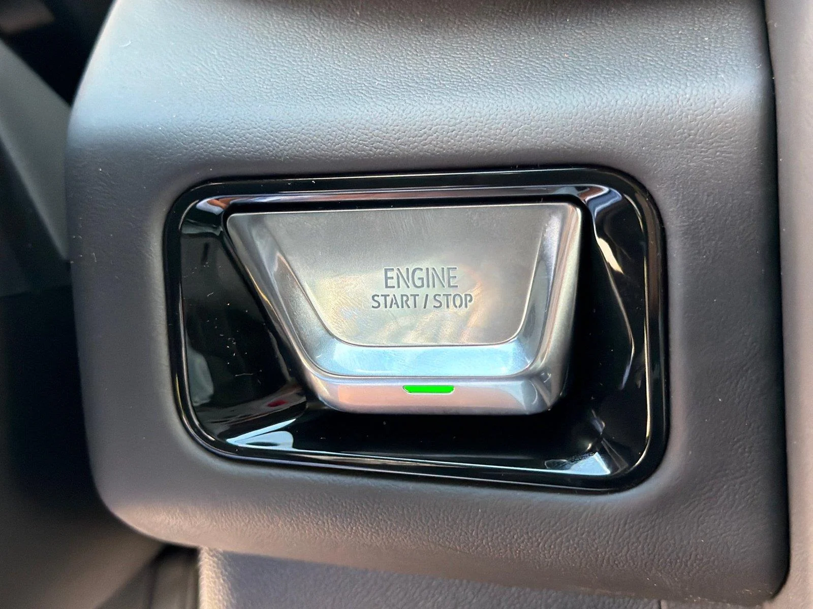 2026 GMC Yukon AT4 Ultimate - Photo 26