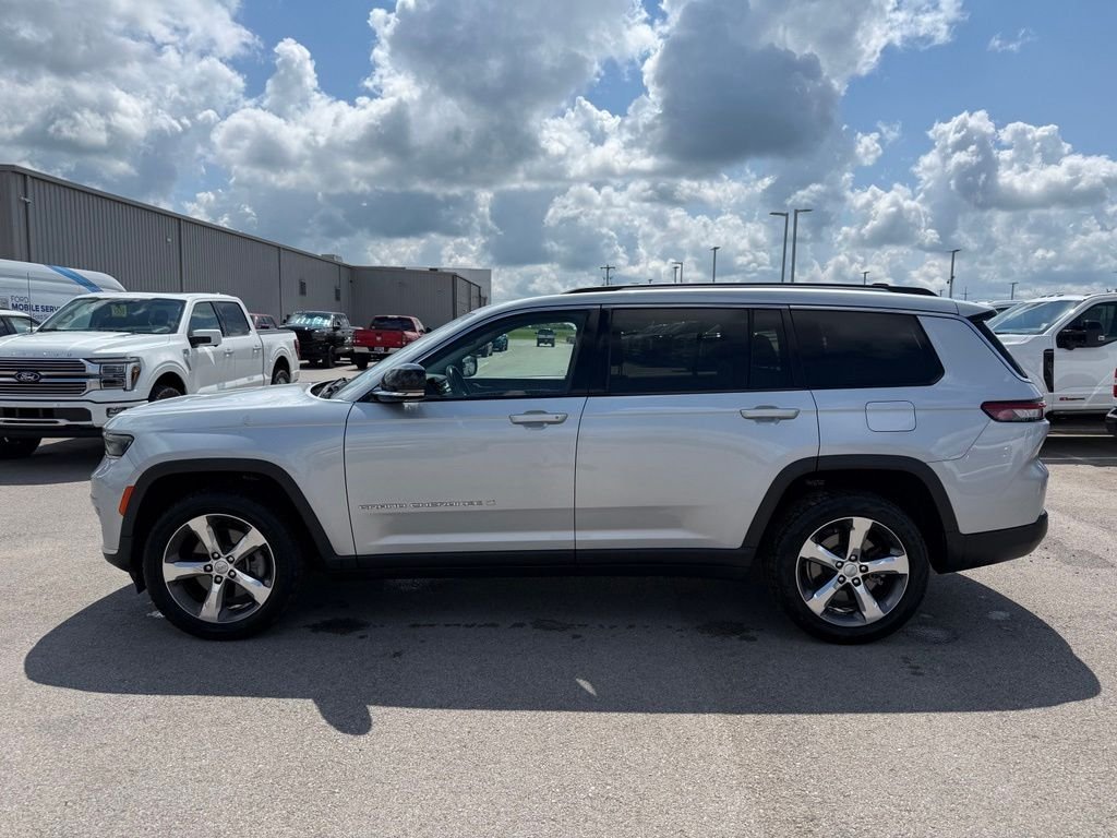 Used 2021 Silver Zynith Jeep Limited image 20