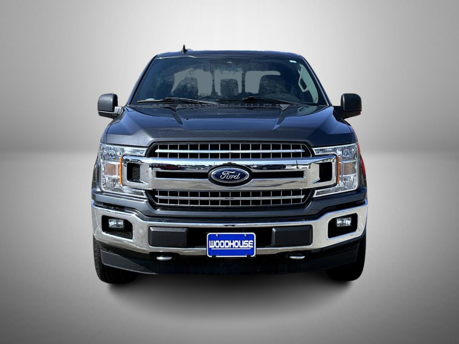 Used 2019 Gray Ford XLT image 2