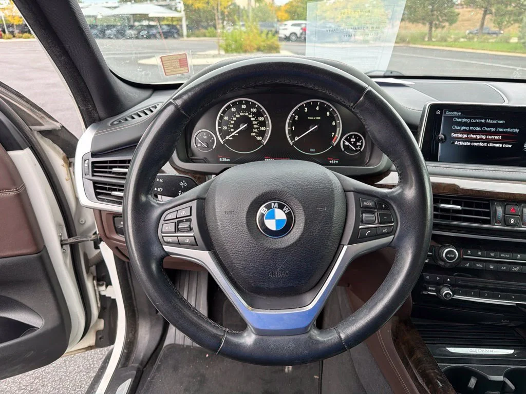 Used 2017 White BMW xDrive40e image 13