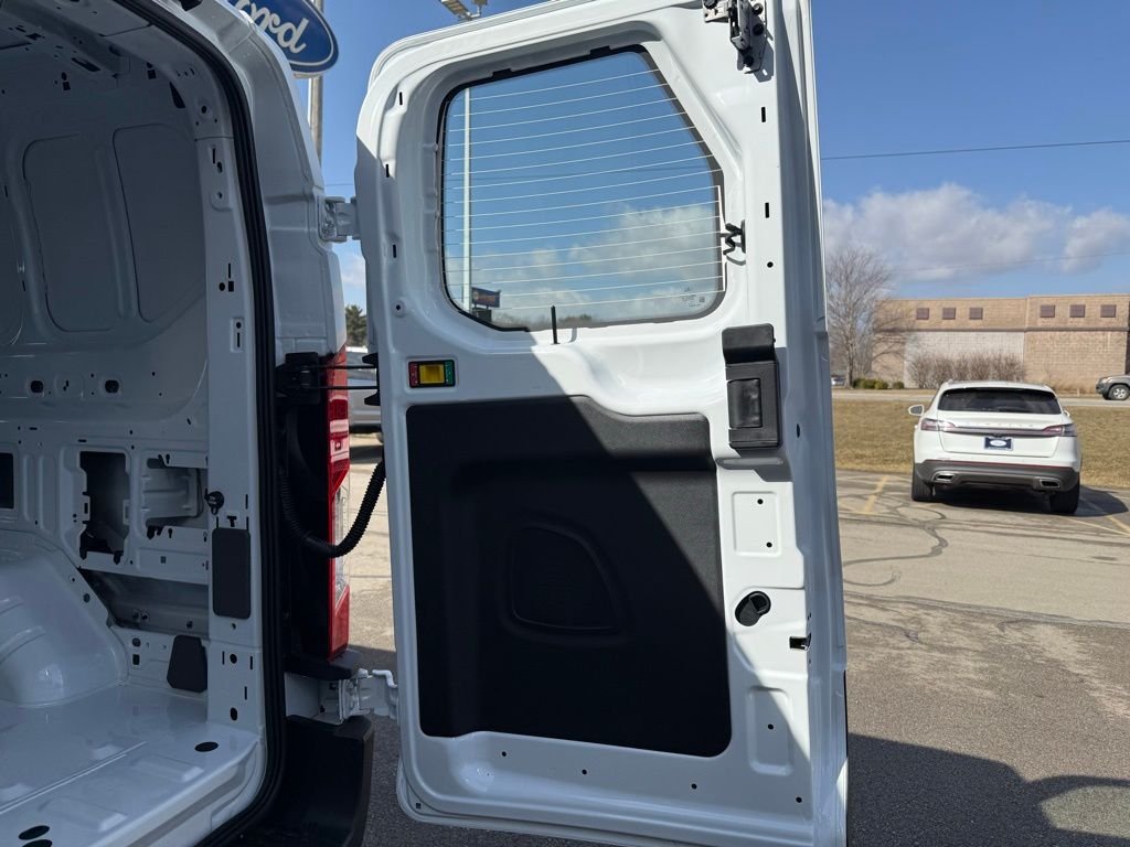 2026 Ford Transit Van Base - Photo 38