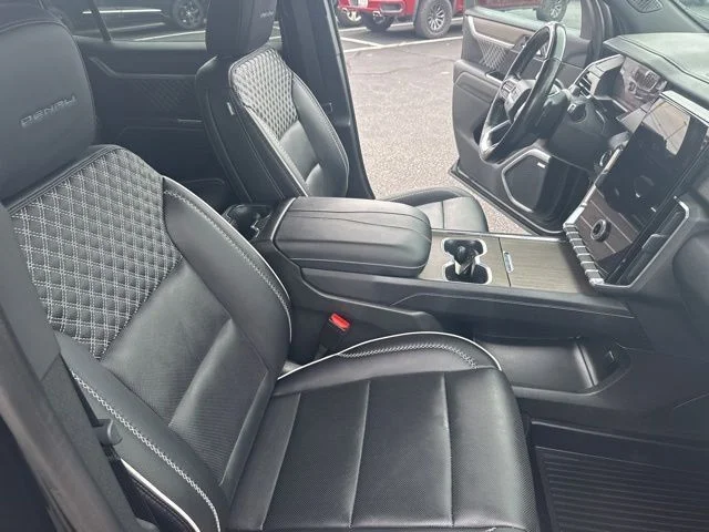 Used 2025 Black GMC Denali image 37