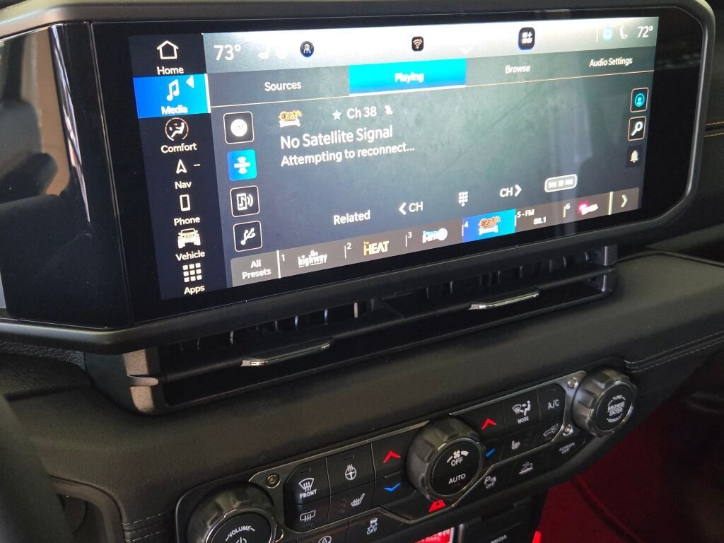 2026 Jeep Wrangler 4-Door Sahara - Photo 25