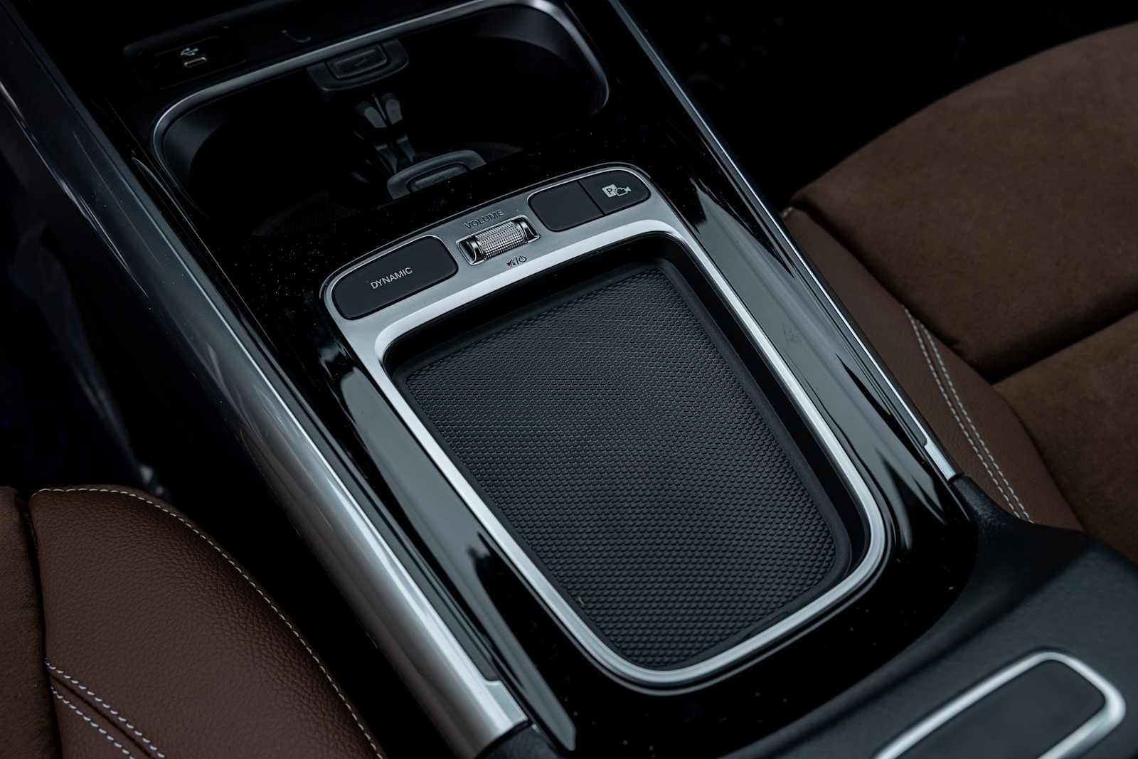 New 2026 Cirrus Silver Metallic Mercedes-Benz AMG® GLA 35 4MATIC SUV image 21