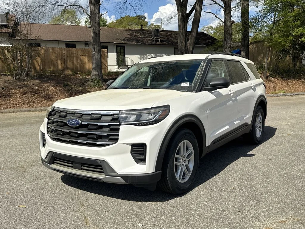 New 2026 White Ford Active image 3