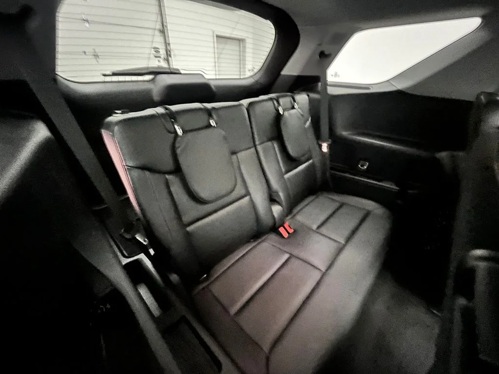Used 2022 Silver Ford Limited image 39
