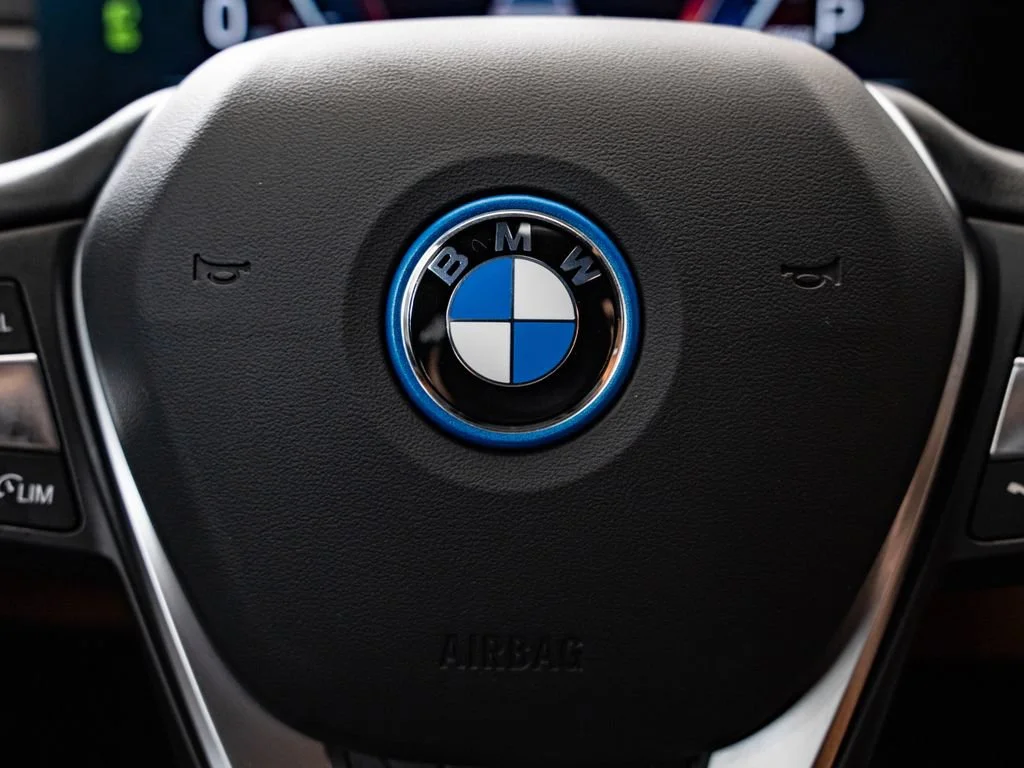 Used 2023 Mineral White Metallic BMW eDrive35 image 30