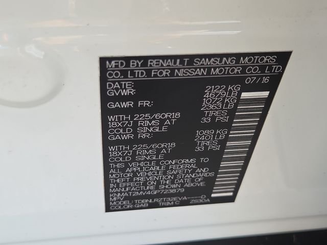 Used 2016 Pearl White Nissan SL image 7