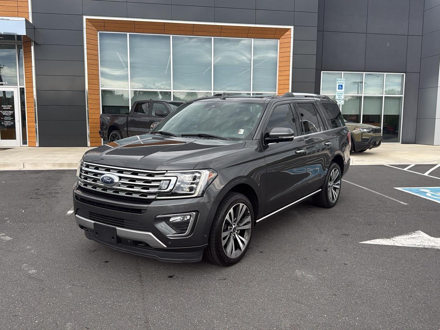 Used 2020 Magnetic Metallic Ford Limited image 5