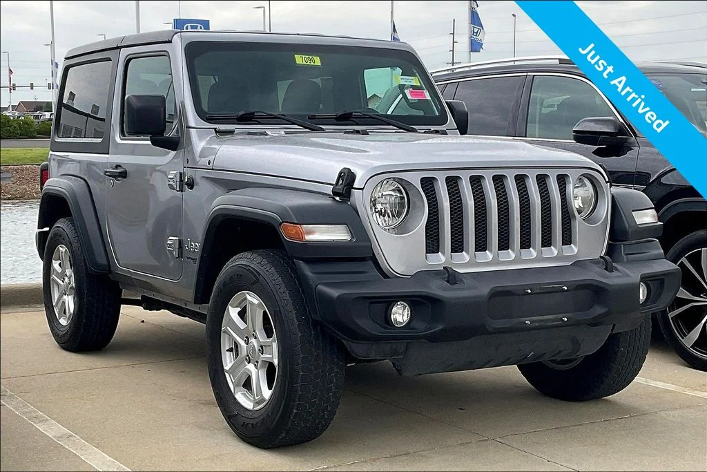 2019 Jeep Wrangler Sport S's photo