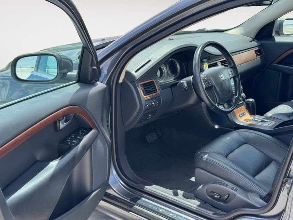 Used 2008 Oyster Gray Metallic Volvo T6 image 8