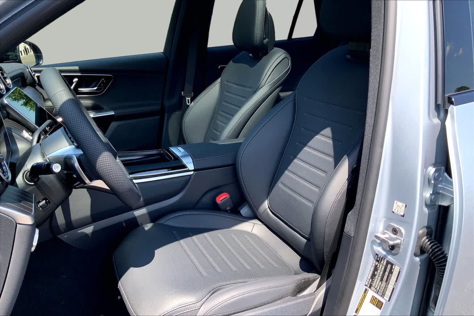2026 Mercedes-Benz GLC Base - Photo 9