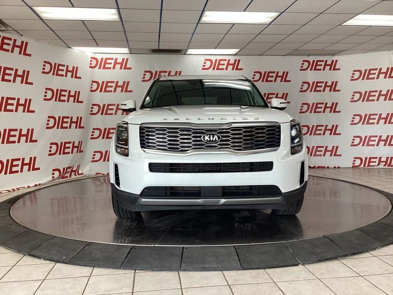 Used 2020 White Kia EX image 2