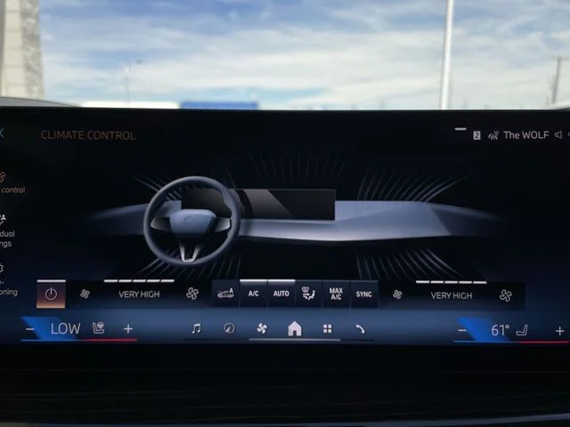 Used 2026 Black BMW xDrive40i image 19