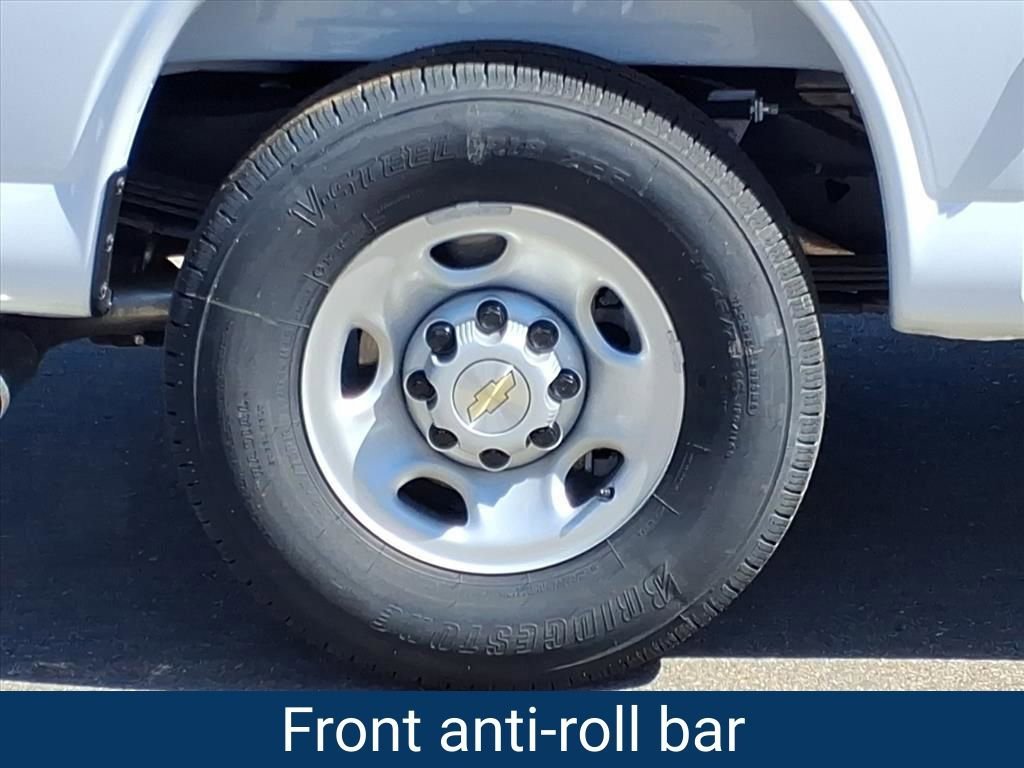 2025 Chevrolet Express Cargo Work Van - Photo 29