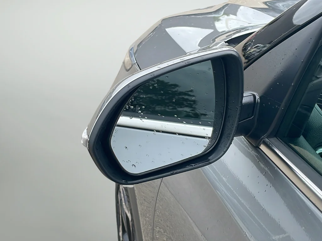 Used 2024 Gray Kia SX image 38
