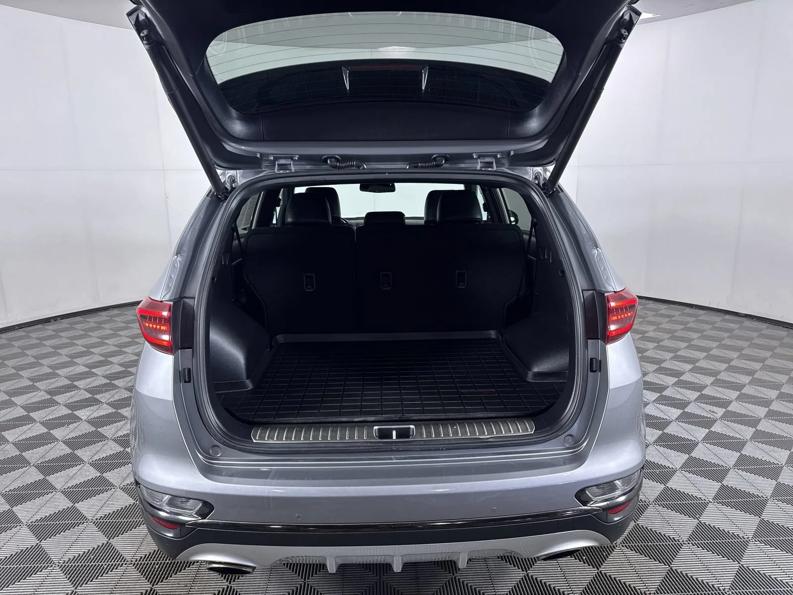 Used 2020 Steel Gray Kia SX Turbo image 25