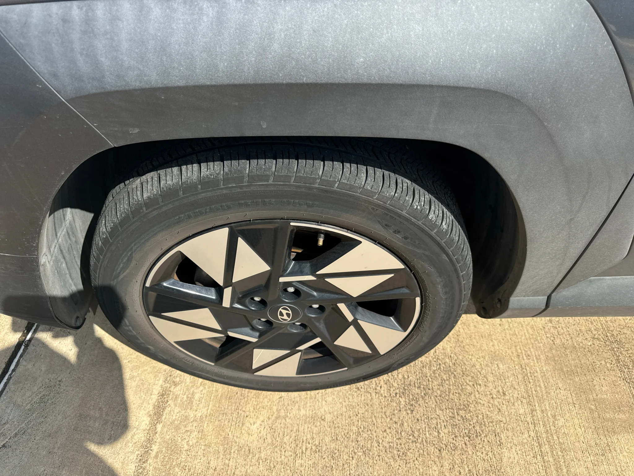 Used 2024 Ecotronic Gray Pearl Hyundai SEL image 3