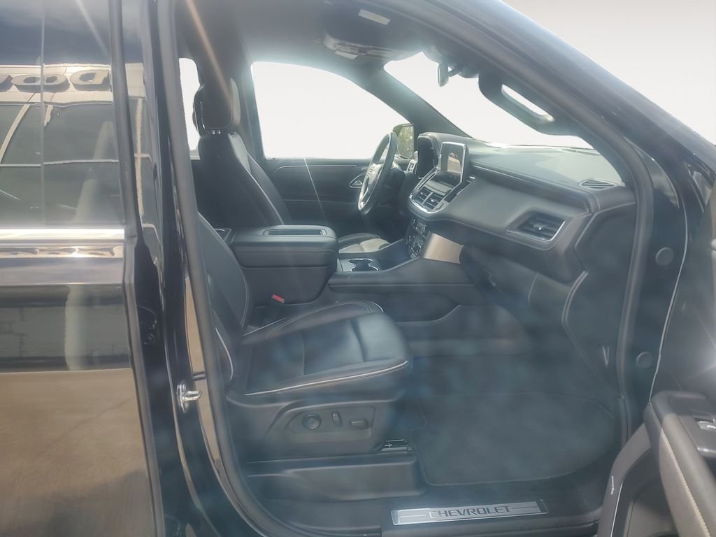 Used 2024 Black Chevrolet Premier image 15