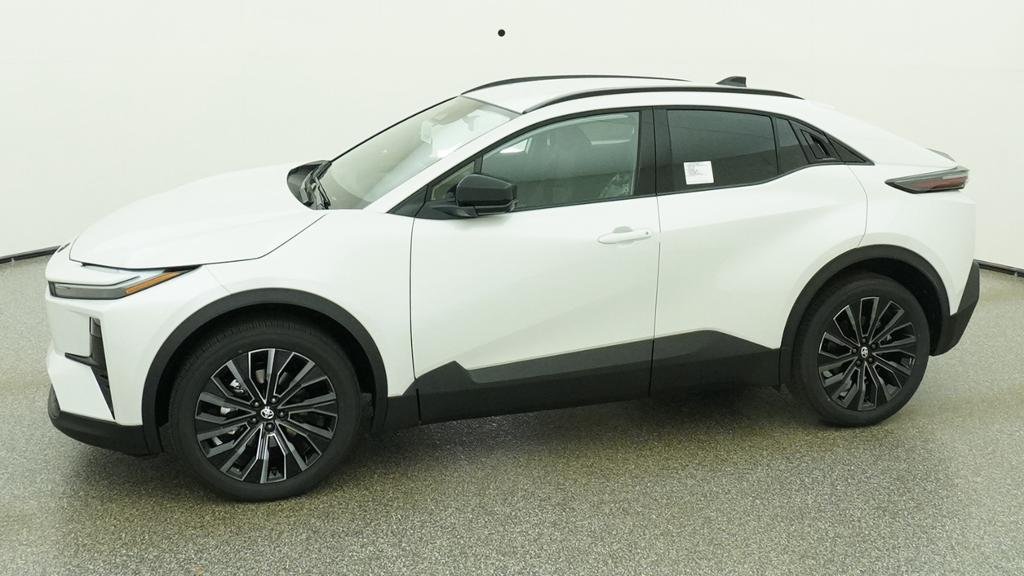New 2026 Wind Chill Pearl Toyota XSE image 5