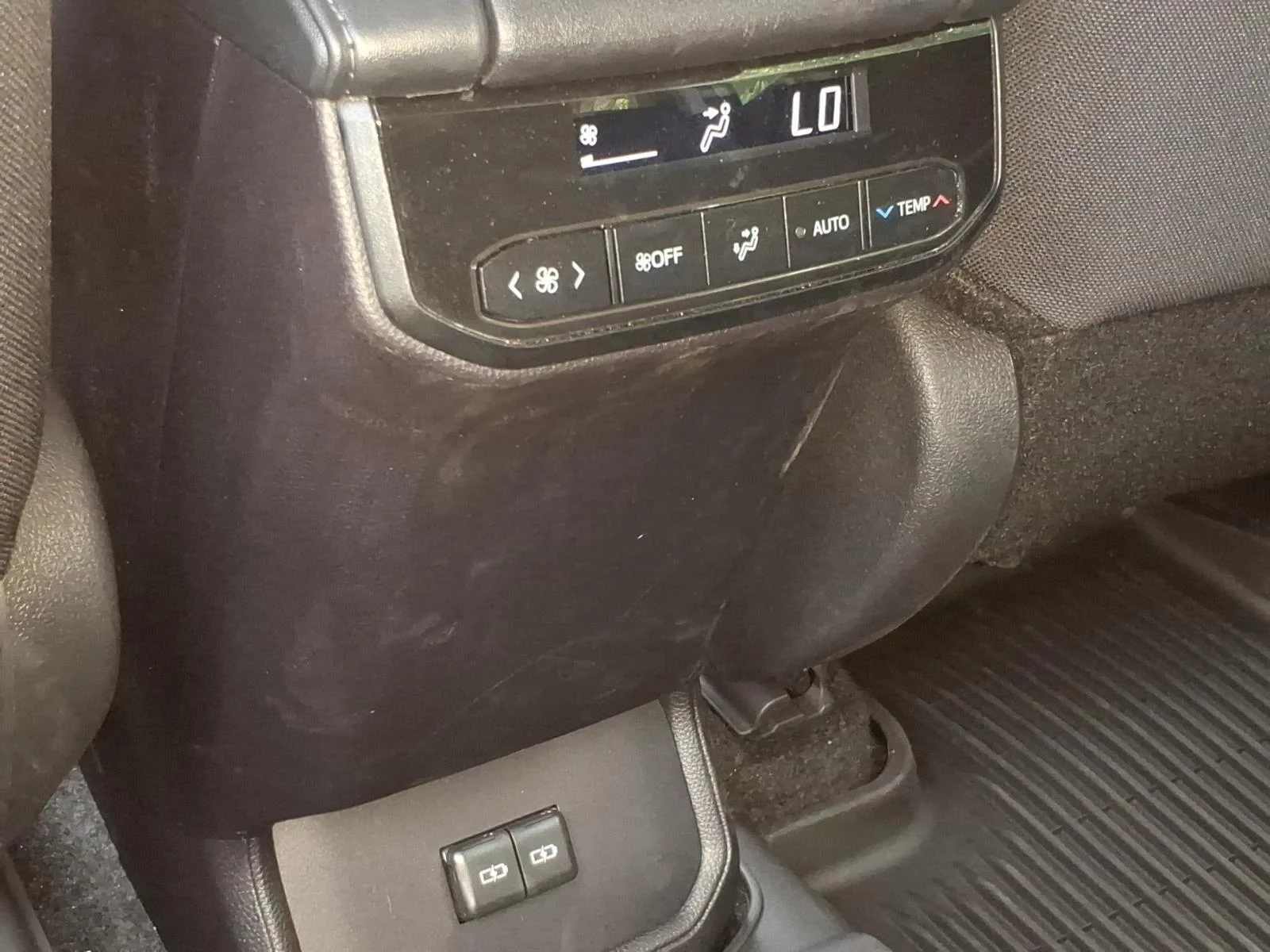 Used 2025 Celestial Silver M Toyota LE image 27