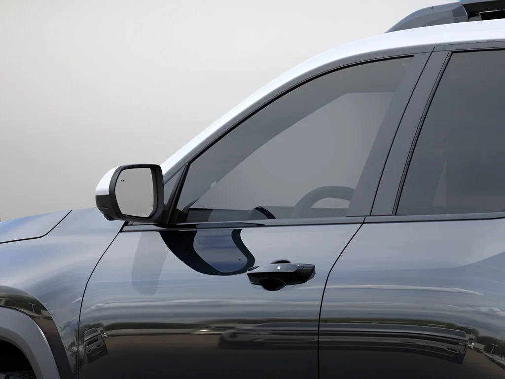 New 2026 Mosaic Black Metallic Chevrolet ACTIV image 22
