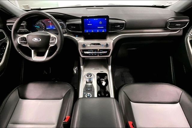 2024 Ford Explorer XLT - Photo 18