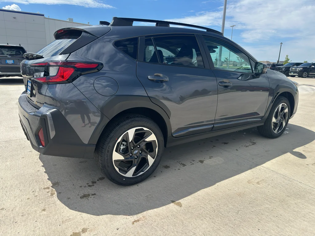 New 2026 Magnetite Gray Metallic/Crystal Black Silica Subaru Limited image 5