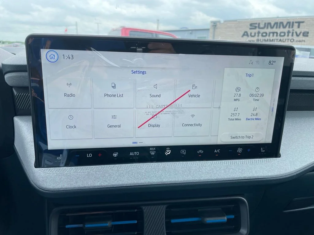 New 2026 Azure Gray Metallic Tri-Coat Ford XLT image 17
