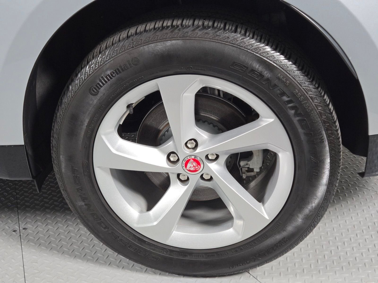 2023 Jaguar F-Pace S - Photo 10