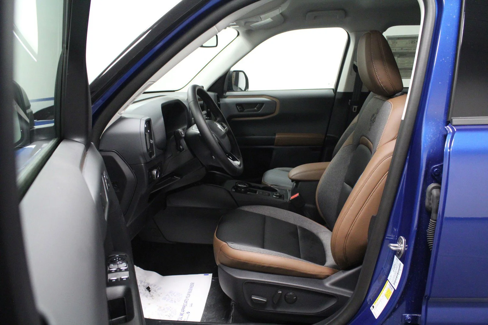 Used 2024 Atlas Blue Metallic Ford Outer Banks image 12