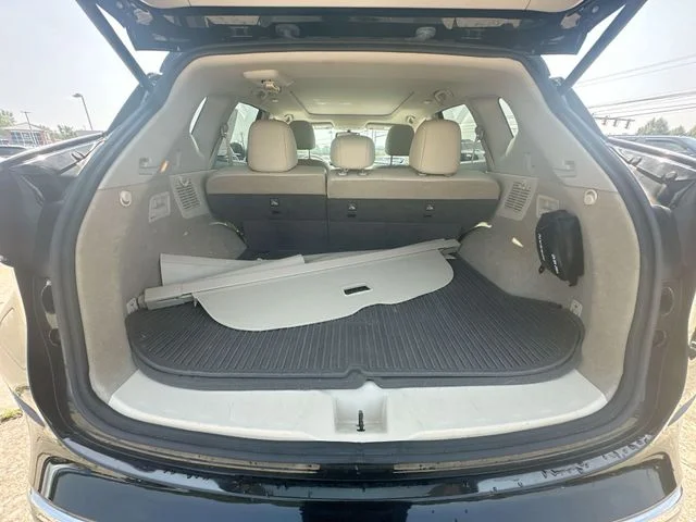 Used 2018 Black Nissan SL image 29
