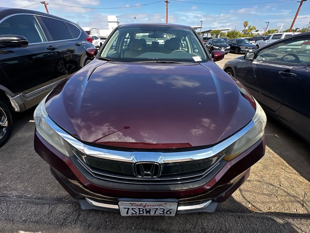 Used 2016  Honda LX image 5