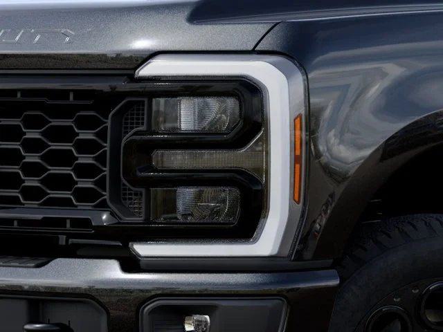 New 2027 Black Ford Lariat image 18