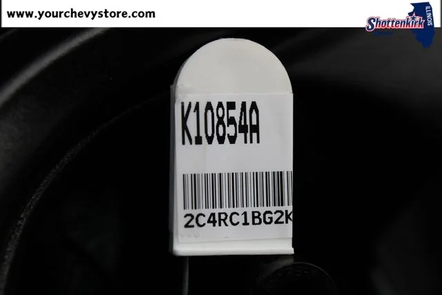 Used 2019 Black Chrysler Touring L image 35