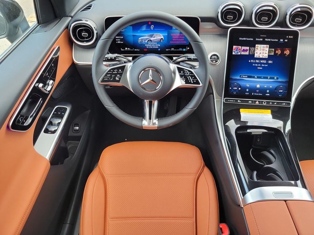 New 2027 Black Mercedes-Benz GLC 300 image 13