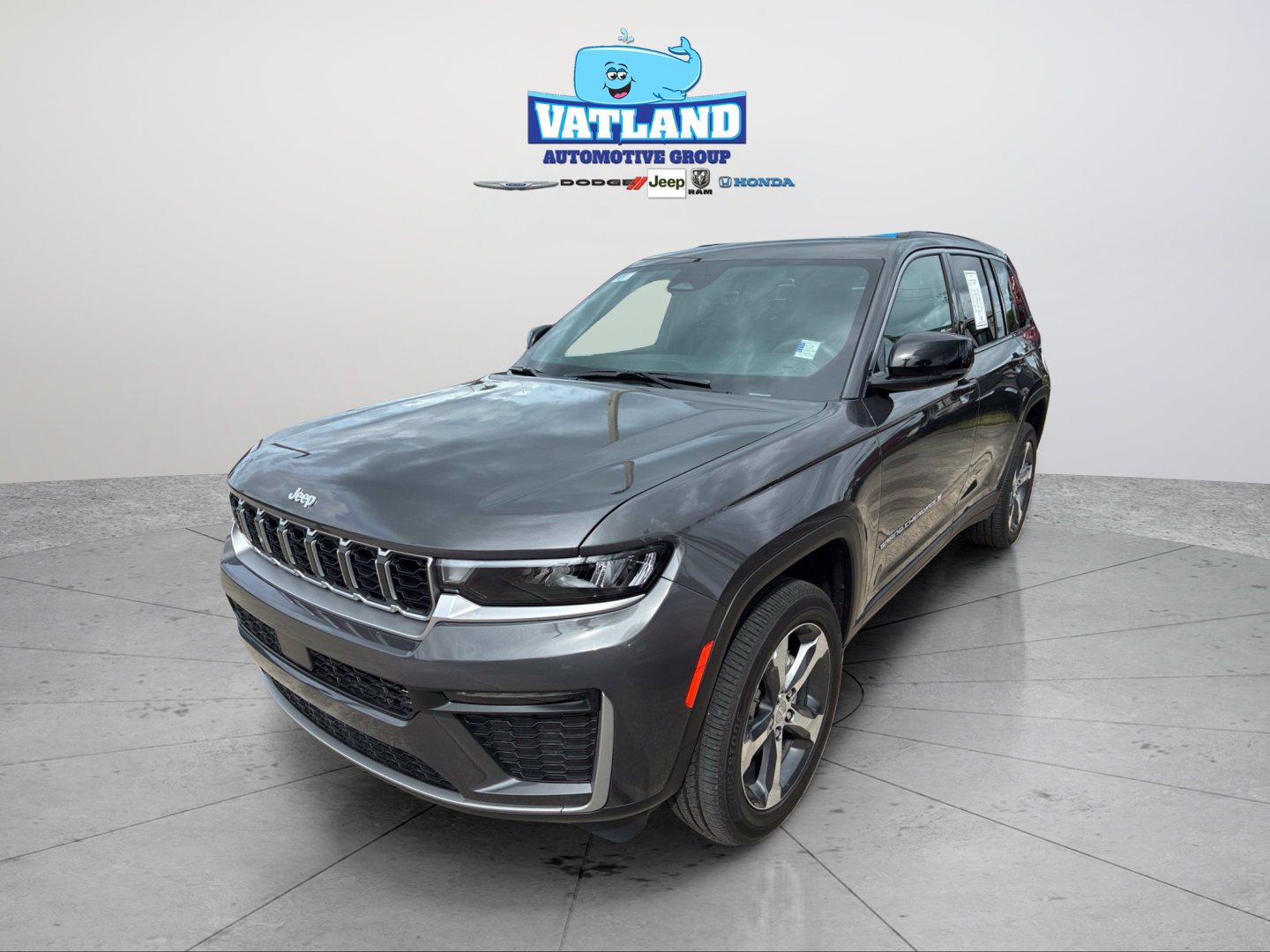 Used 2026 Gray Jeep Limited image 1