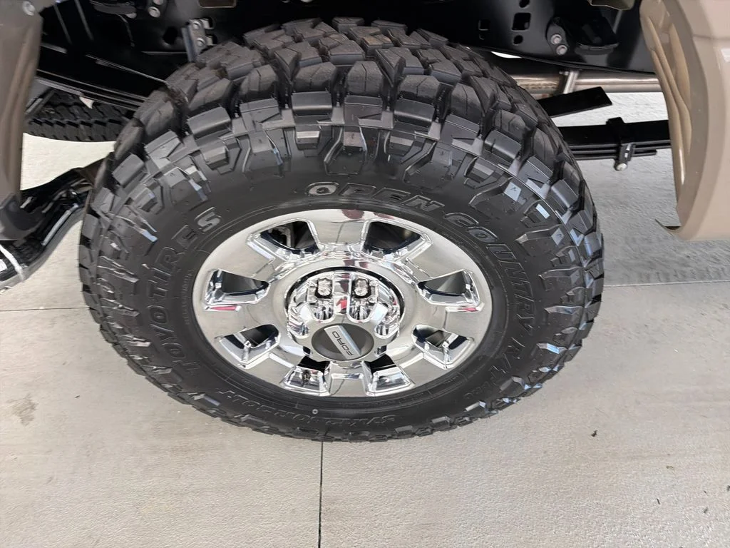New 2027 Marsh Gray Metallic Ford F-350® Lariat® image 5
