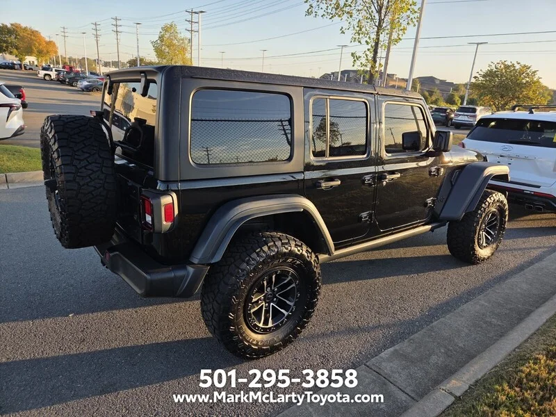 Used 2024 Black Clearcoat JEEP SPORT image 3
