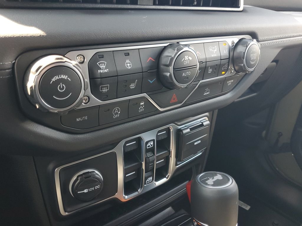 New 2026 41 Exterior Paint Jeep Sahara image 33