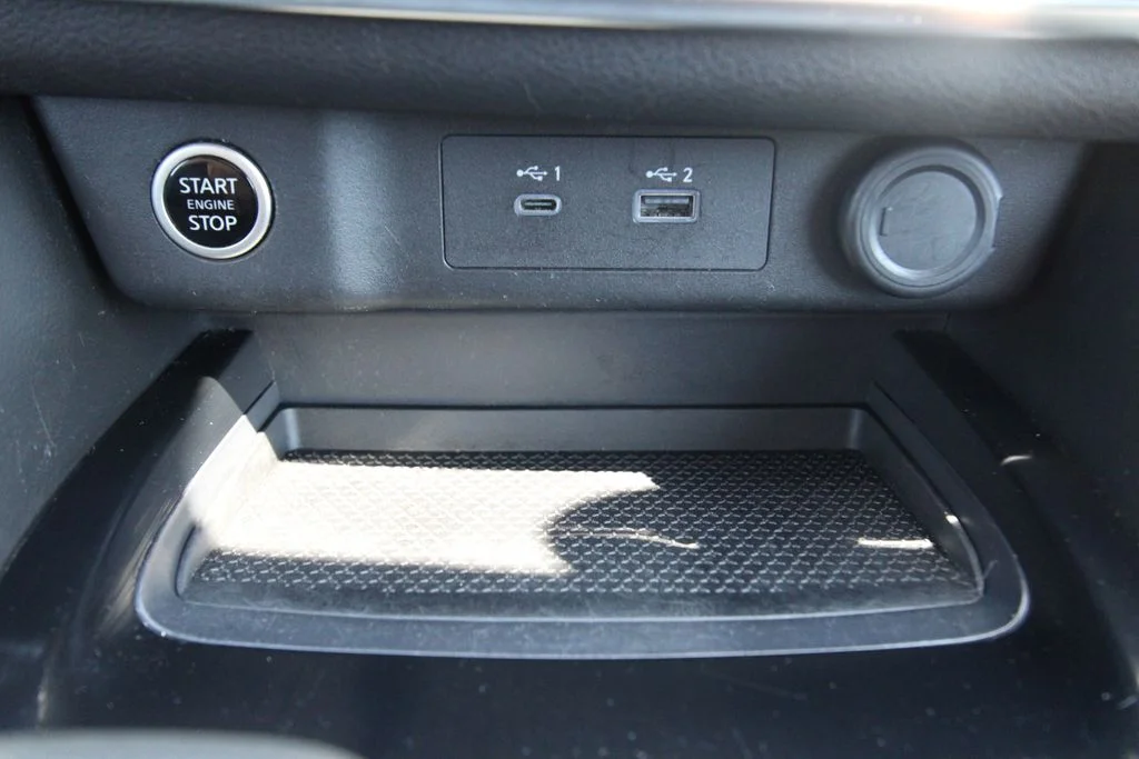 Used 2023 Gray Nissan SV image 25