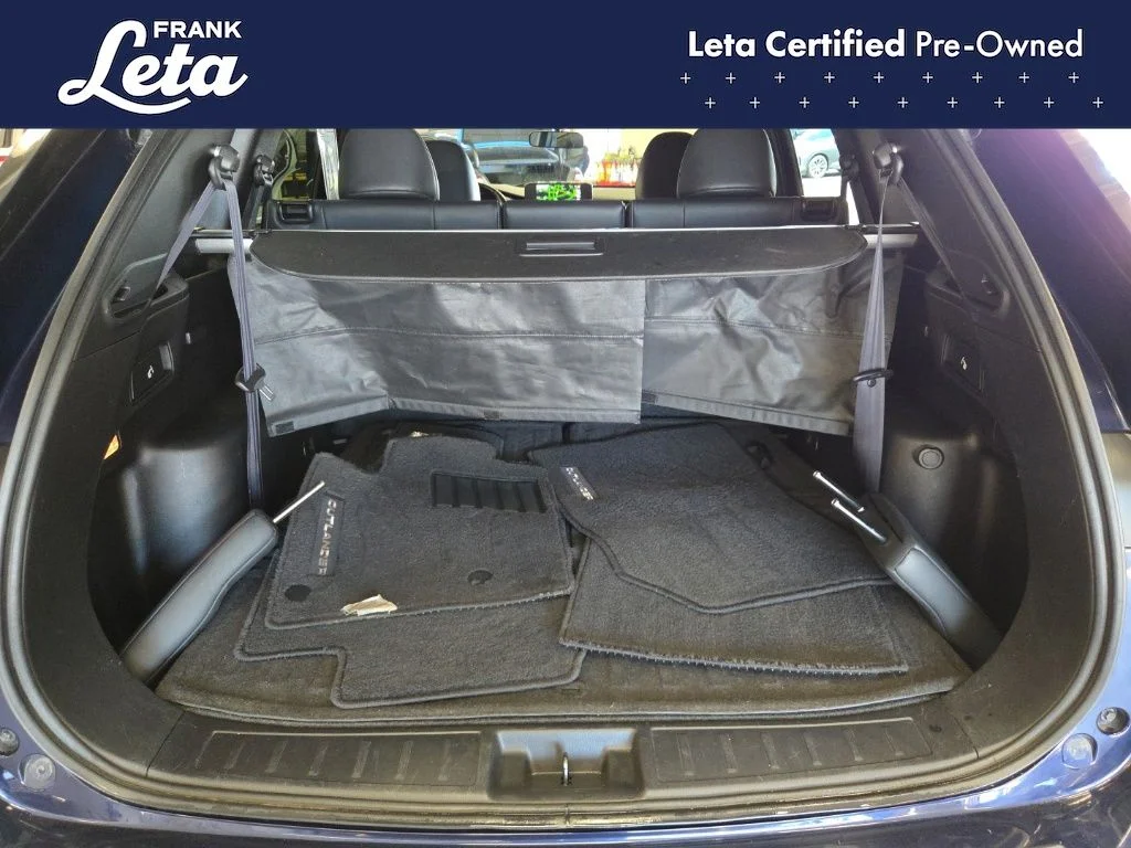 Used 2022 Blue Mitsubishi SE image 23
