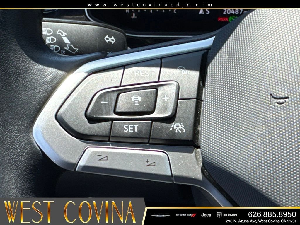 Used 2025 Gray Volkswagen 1.5T Sport image 24