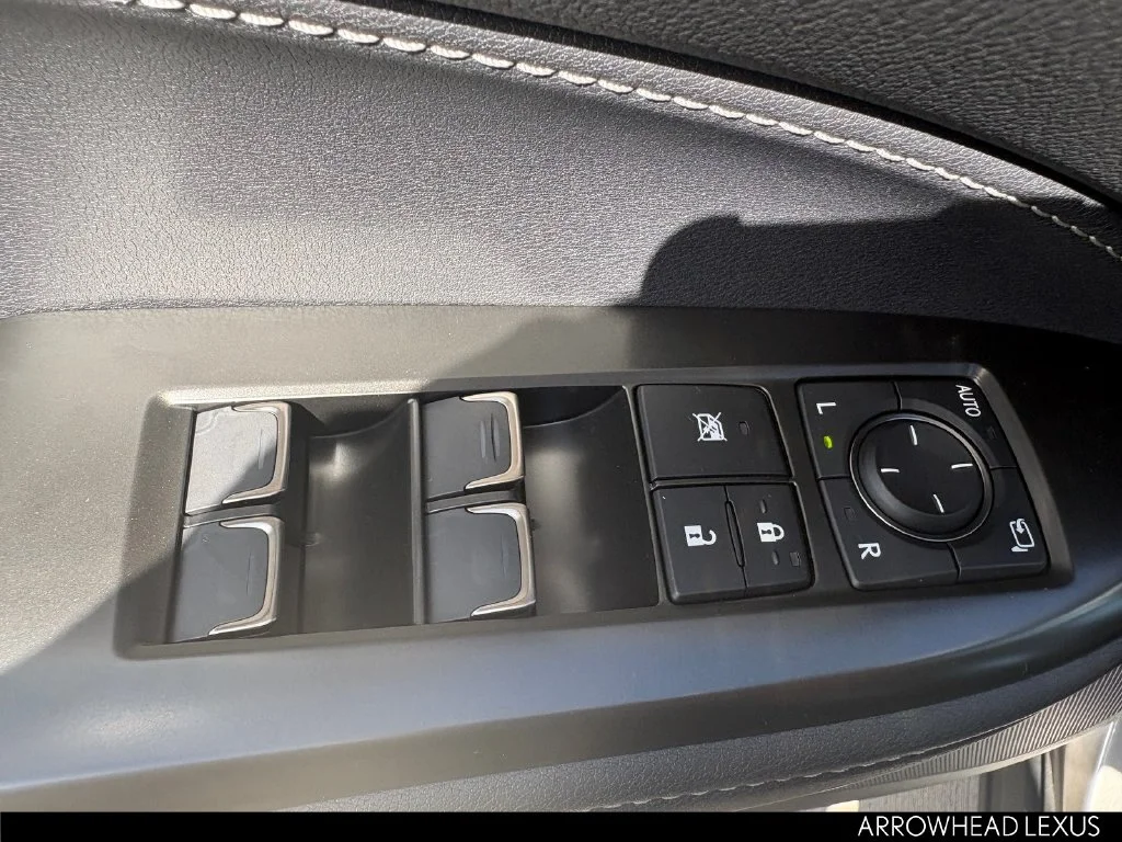 New 2026 Silver Lexus 350 Luxury image 17